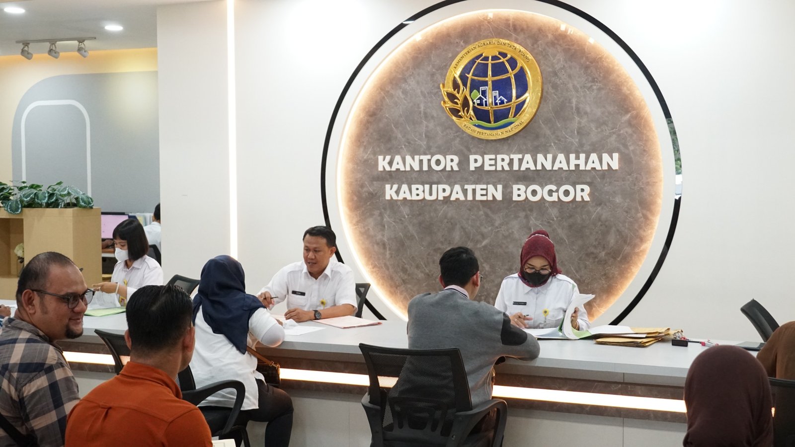 Warga Bogor Sebut Sertipikat Elektronik Lebih Praktis dan Aman