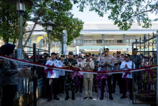 Gubernur Kalteng Resmikan Pembangunan Dermaga Waterfront City Kapuas