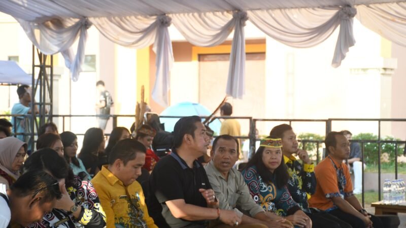 Meriah! Bupati Ahmad Rifa’i Apresiasi Parade Band HUT ke-42 Pulang Pisau
