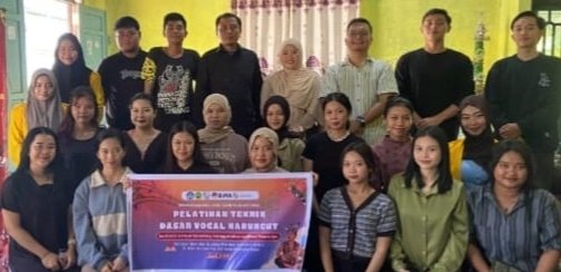 Pelatihan Teknik Dasar Vokal Karungut Berbasis Virtual Coaching, Menggunakan Aplikasi Youcisian Inovasi Pelestarian Seni Budaya Dayak di Era Digital