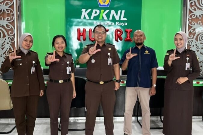 Kejaksaan se-Kalteng Sukses Lelang Barang Bukti & Barang Rampasan Negara