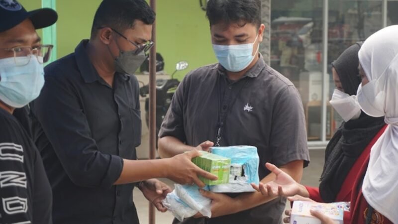 Lindungi Warga dari Kabut Asap, 30.000 Masker Gratis Dibagikan di Palangka Raya