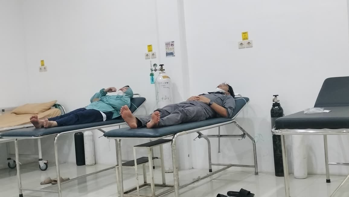 Kabut Asap Masih Pekat, Warga Manfaatkan Ruang Oksigen Puskesmas Menteng
