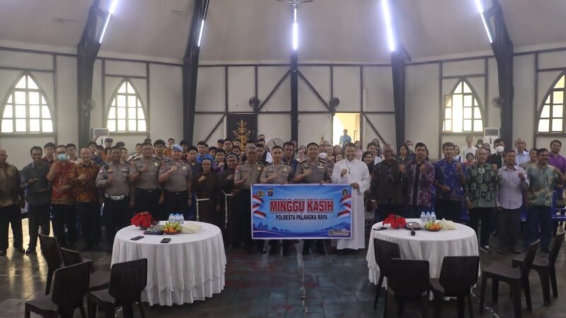 Minggu Kasih di Gereja Katedral, Kapolresta Berdialog dengan Pendeta & Jemaat