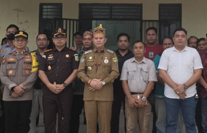 Tegas! Bupati Gunung Mas Jaya Samaya Monong Hentikan Kegiatan PT. BAP