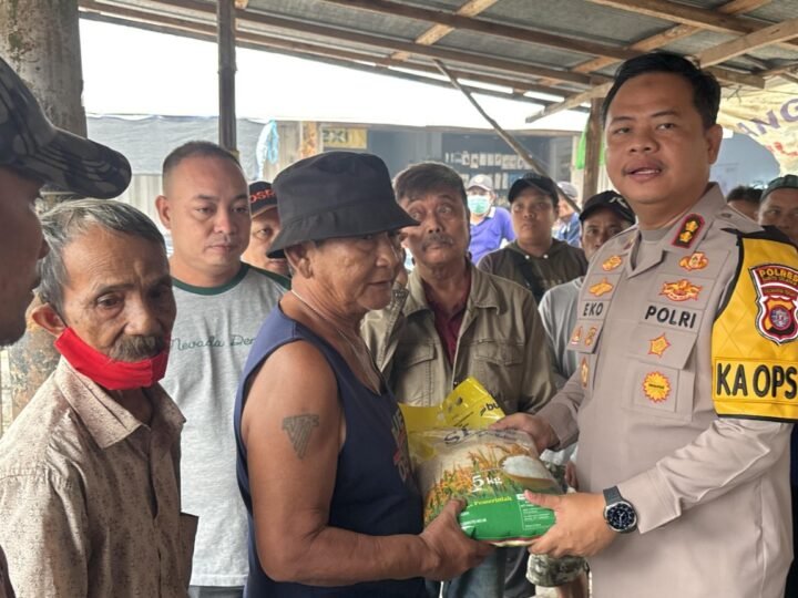 Dari Pangkalan Ojek, Kapolres Barito Selatan Ajak Warga Cegah Karhutla dan Kecelakaan